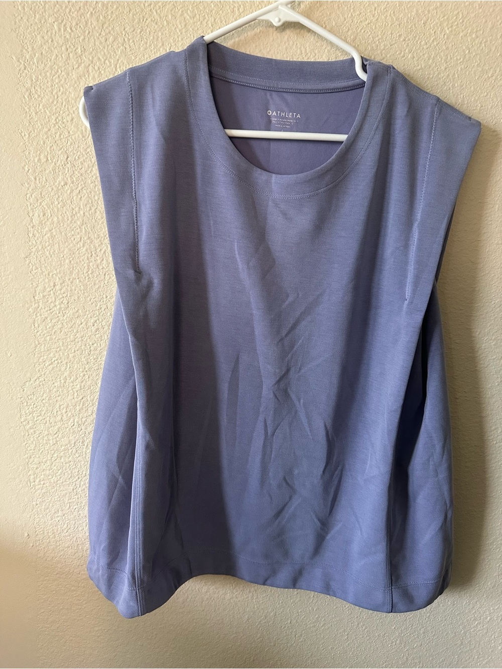 Athleta women's Dusty Lavender Sleeveless Muscle Tank size L/ NWOT 1394